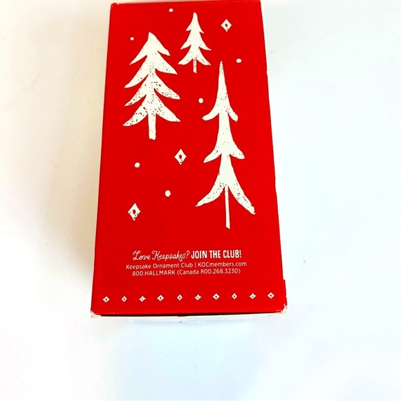 Hallmark 2015 The First Christmas Keepsake Ornament Nativity Scene - Picture 8 of 10